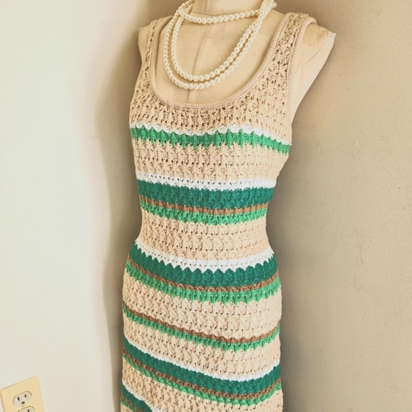 PAPER HEART PRETTY CROCHET MAXI DRESS - Picture 2 of 6